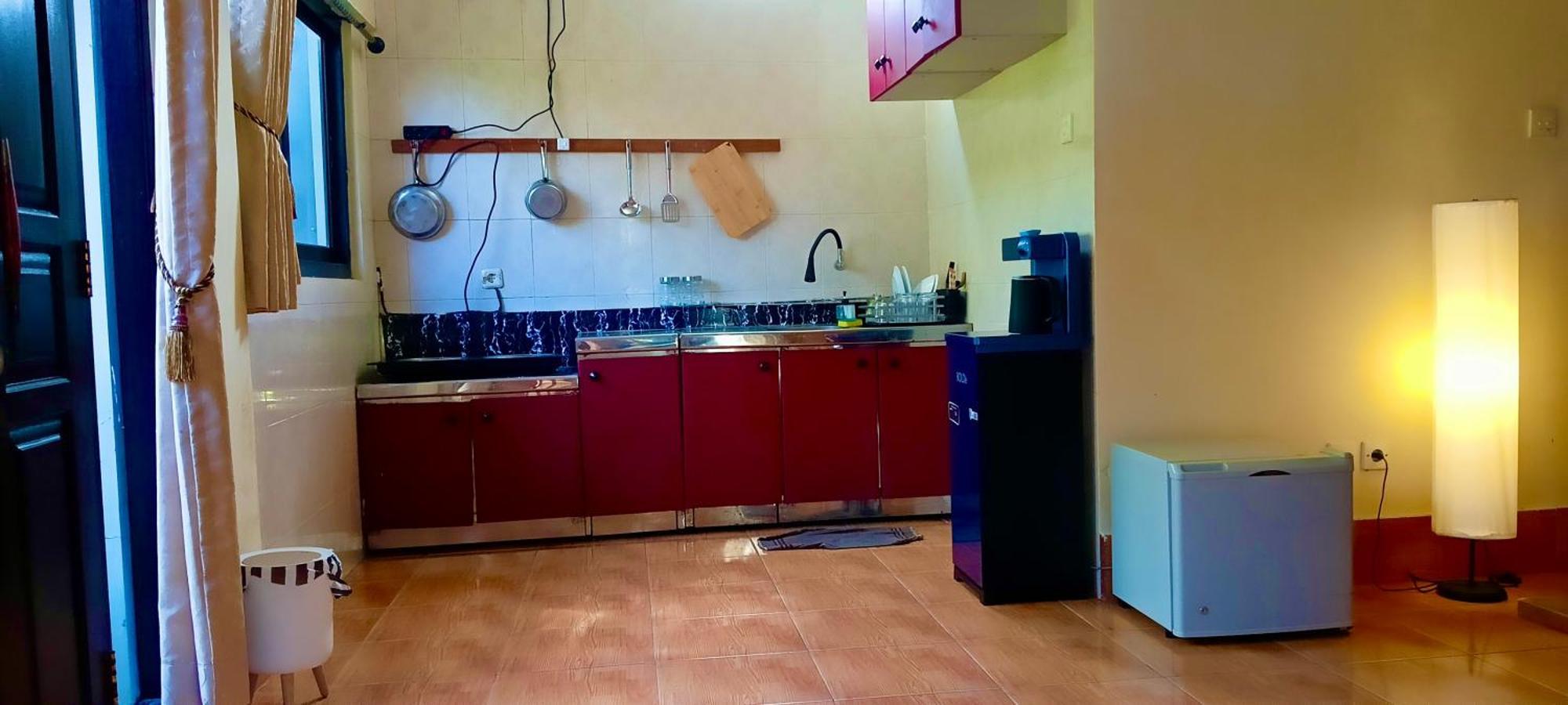 Mama Mega Homestay Pesanggaran Exteriör bild