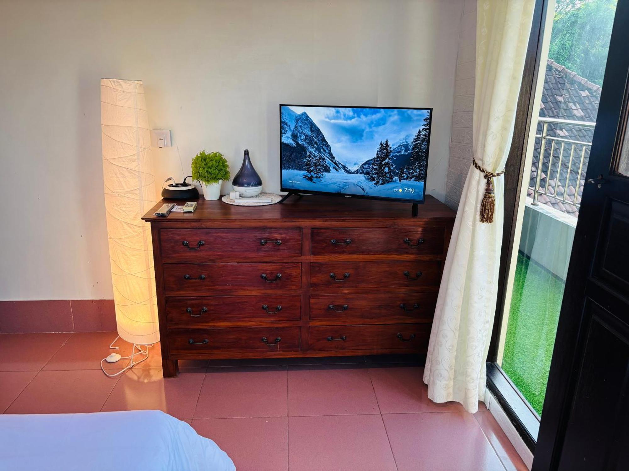 Mama Mega Homestay Pesanggaran Exteriör bild